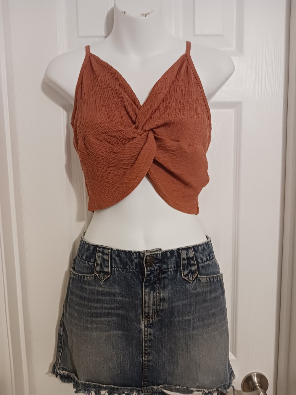 O'Neill Rust Twist-Front Crop Tank- sz MED